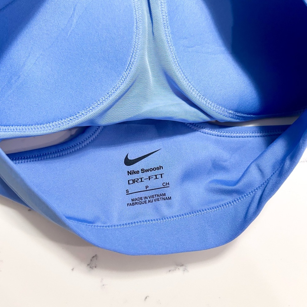 ❥𝗡𝗜𝗞𝗘: Women's Swoosh DRI-FIT Sports Bra - Picture 6 of 6